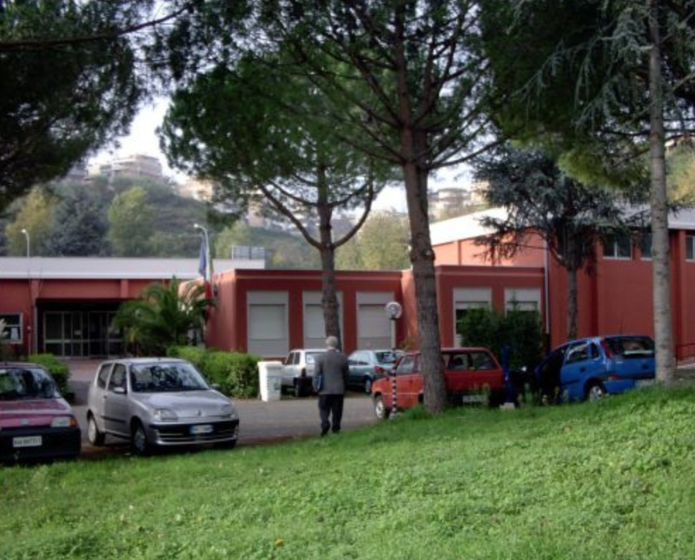 Scuola. Deplorevole adozione Carriera Alias in Liceo Seneca a Roma 1